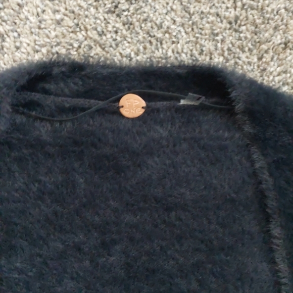 Free People One SO SOFT Found My Friend fuzzy Cardigan Oversized Black XL-1X - Picture 4 of 10